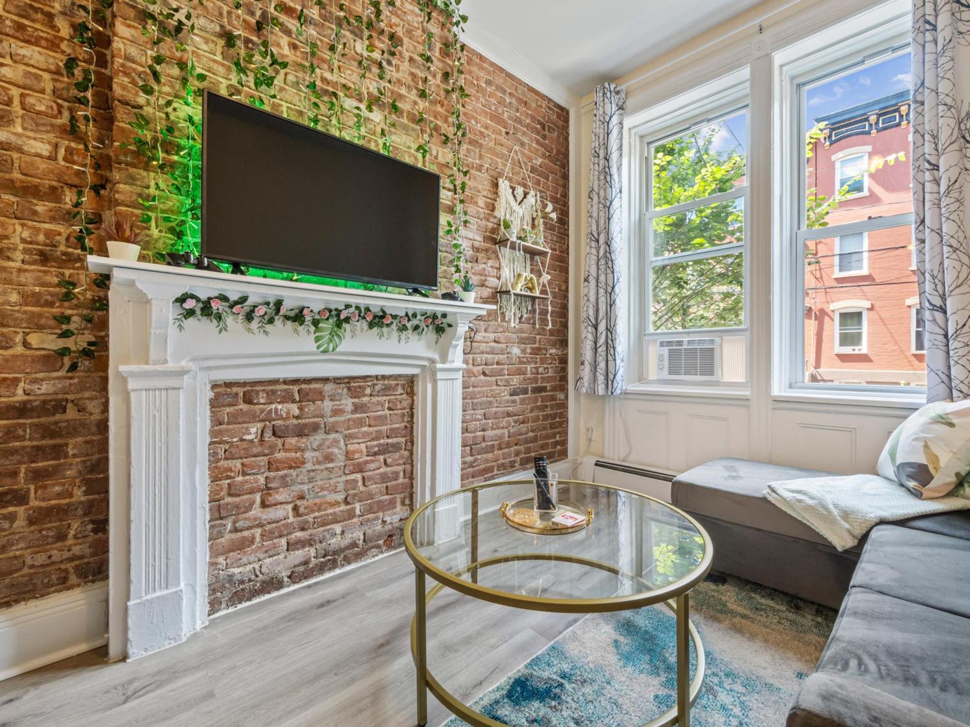 Minutes To Nyc Sleeps 5 Daire Hoboken Dış mekan fotoğraf